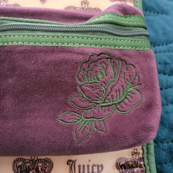 Juicy Couture Foldable Cosmetics Bag - Picture 6 of 11